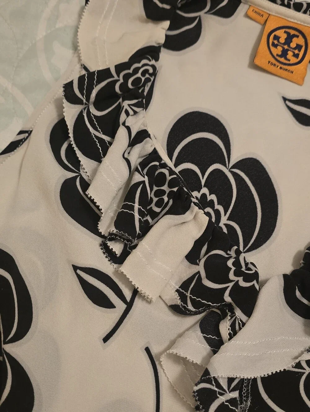 Tory Burch 100% Silk Black & White Floral Ruffle Sleeveless Top, Women's 10